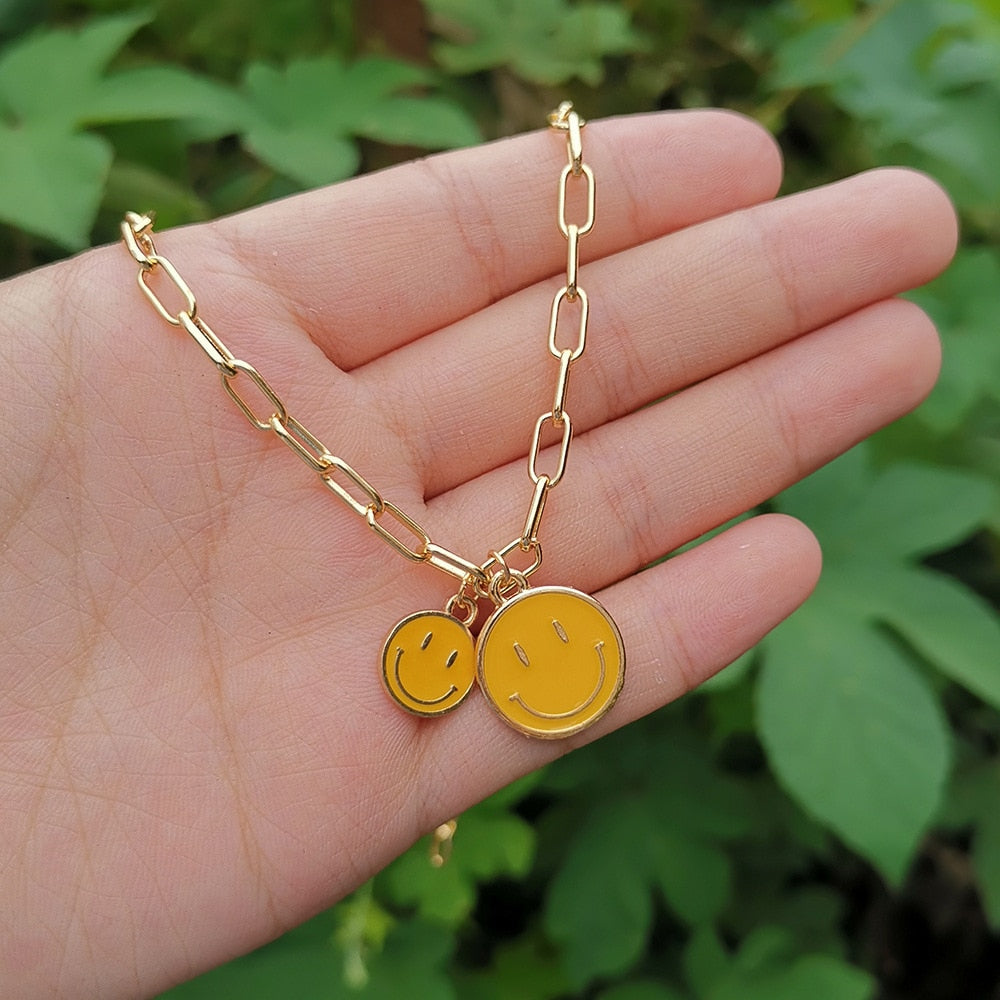 Cute Smiley Face Pendant Necklace for Women Vintage Round Pin Link Chain Choker Necklace Accessories Jewelry Collin BFF Mujer