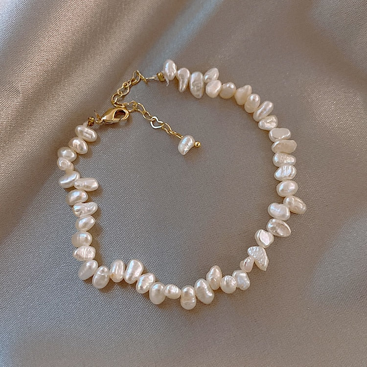 2020 Korea Hot Selling Fashion Jewelry Simple White Natural Freshwater Pearl Bracelet Women's Daily Wild Bracelet