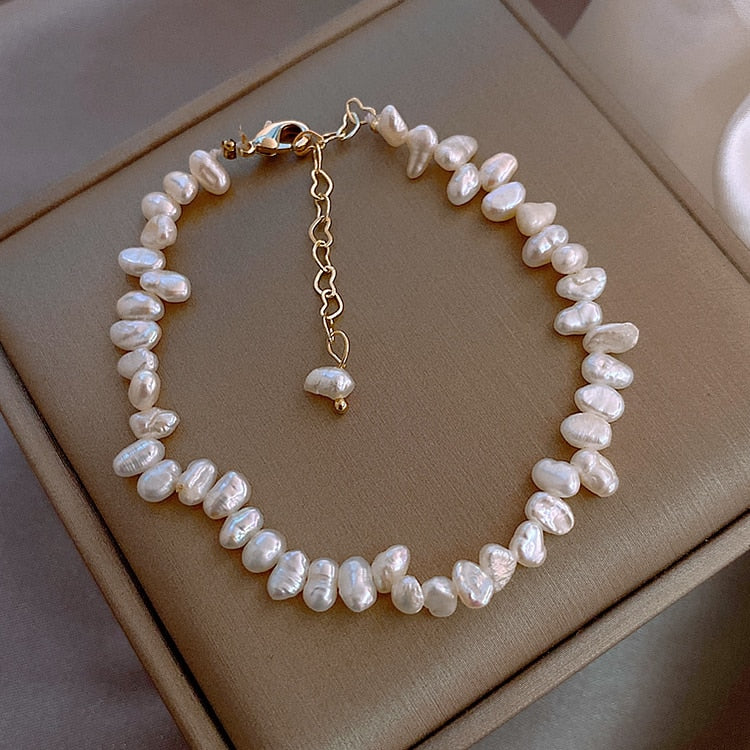 2020 Korea Hot Selling Fashion Jewelry Simple White Natural Freshwater Pearl Bracelet Women's Daily Wild Bracelet