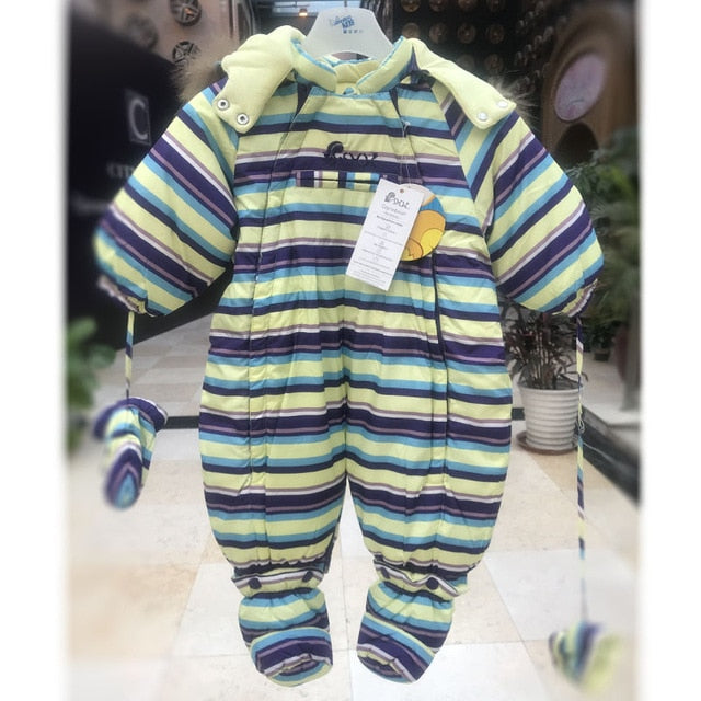 SP-SHOW Comfortable Winter Children New Born Baby Boy Girl Baby Clothing Sets Super Warm Down Baby Climb Clothes Print 003A